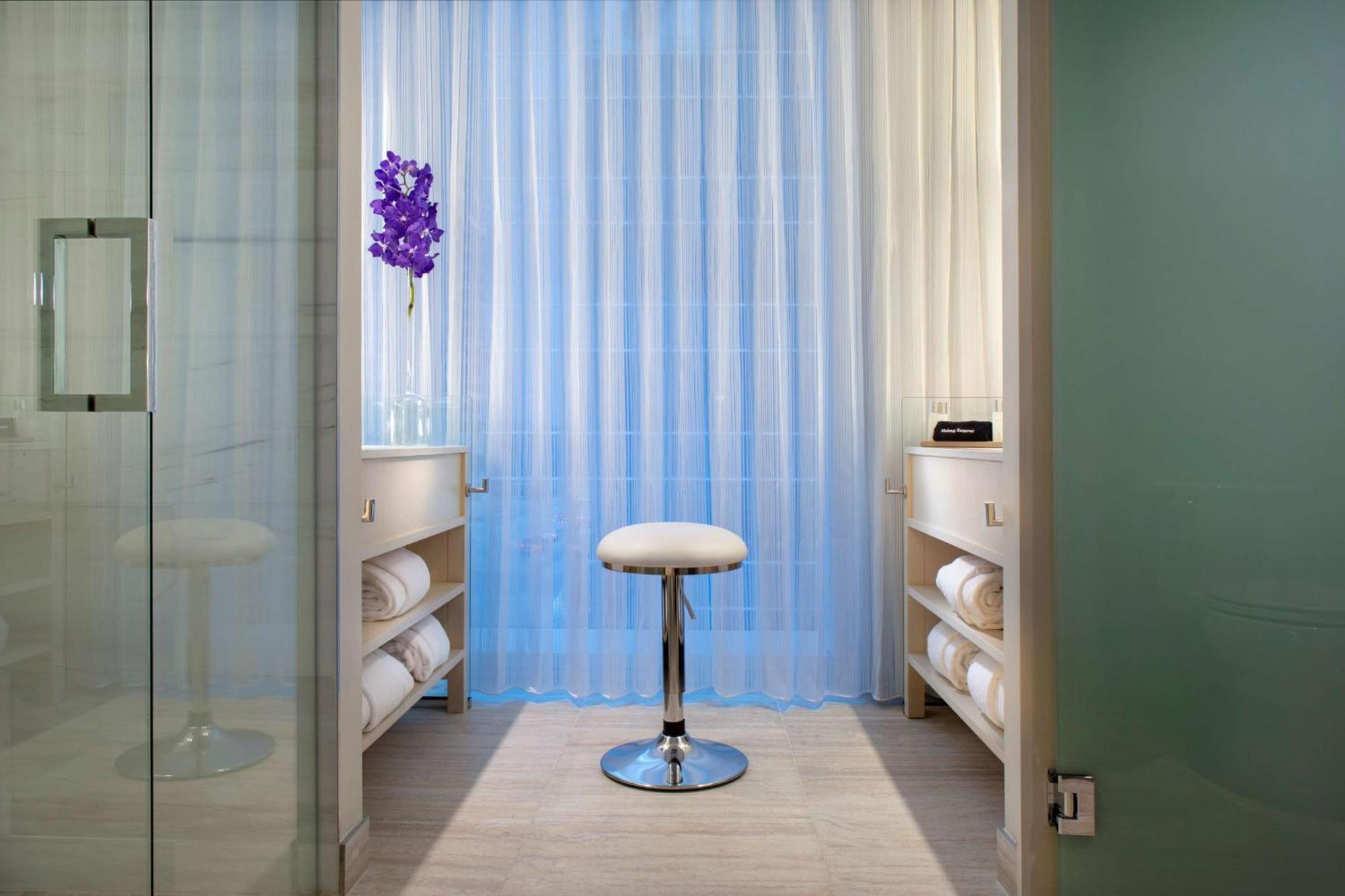 Hall Arts Hotel Dallas, Curio Collection By Hilton Εξωτερικό φωτογραφία