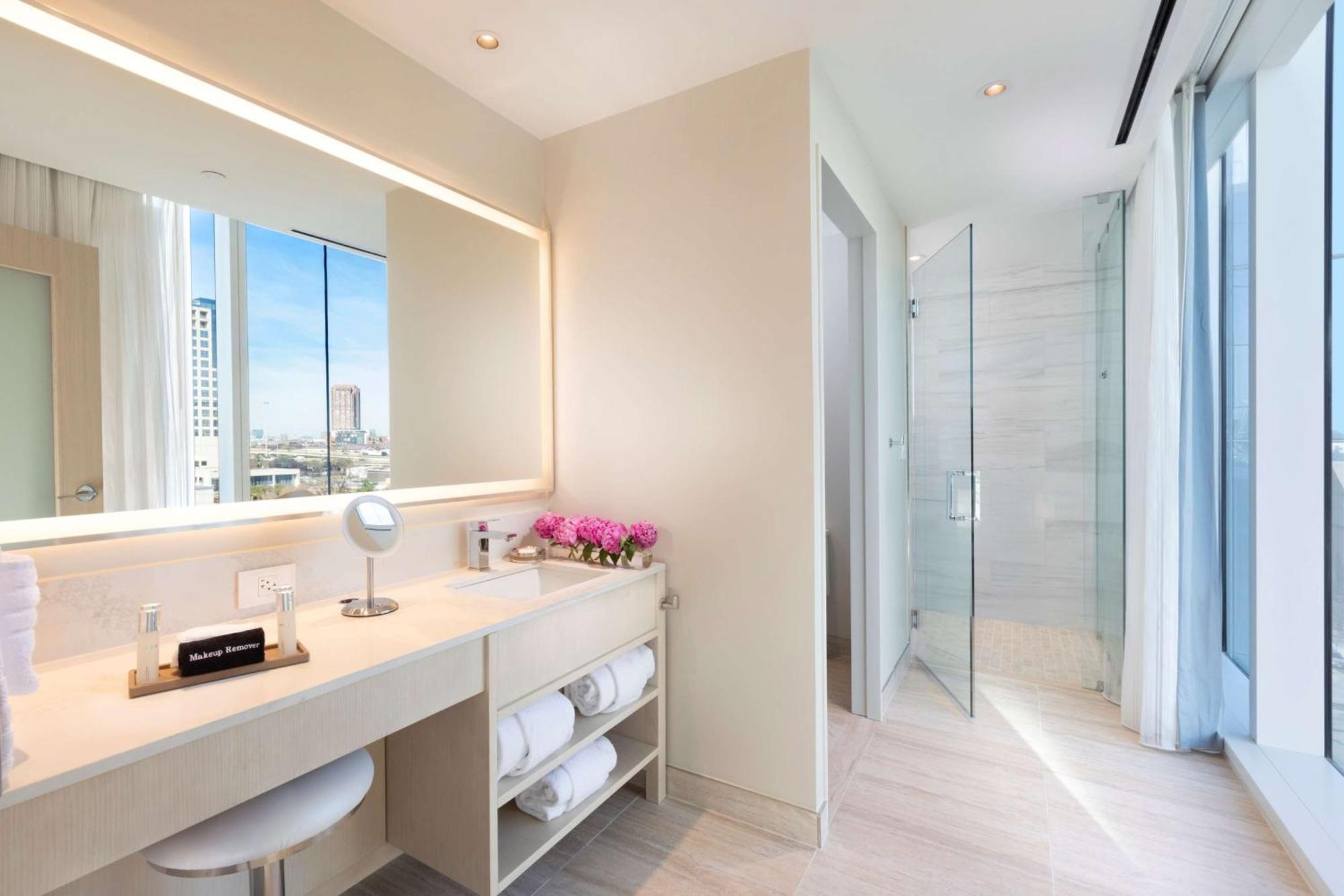 Hall Arts Hotel Dallas, Curio Collection By Hilton Εξωτερικό φωτογραφία